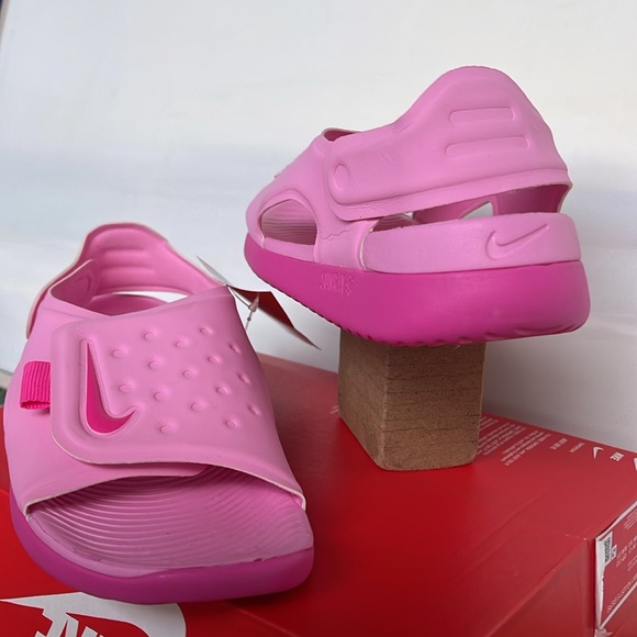 NIKE SUNRAY ADJUST 5 (GS/PS)
PSYCHIC PINK/LASER FUCHSIA Sandals - Picture 14 of 16